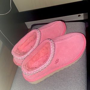 BRAND NEW UGG Tasman Pink Rose.
